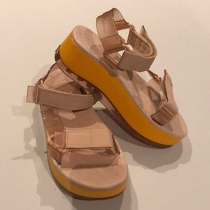 Women’s Melissa Rider Sandals Size 8